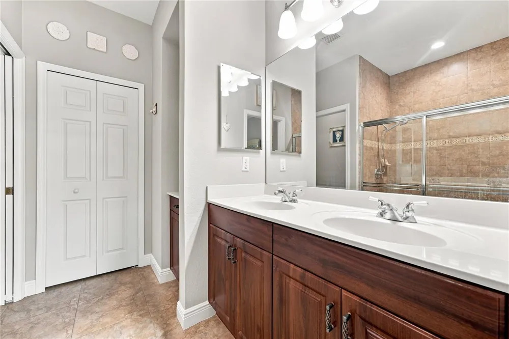 4361 TURNBERRY CIRCLE North Port, FL 34288