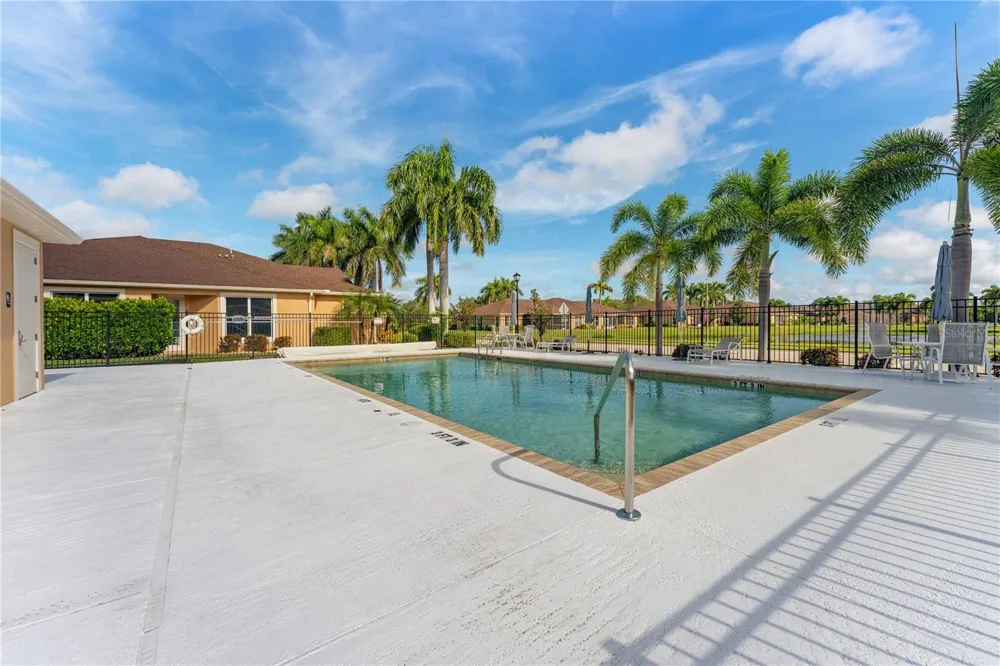 4361 TURNBERRY CIRCLE North Port, FL 34288