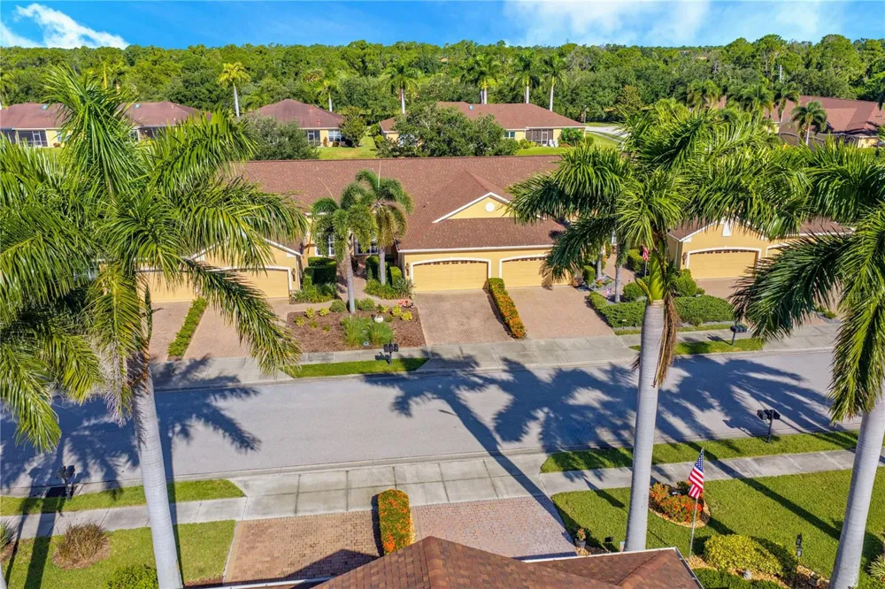 4361 TURNBERRY CIRCLE North Port, FL 34288