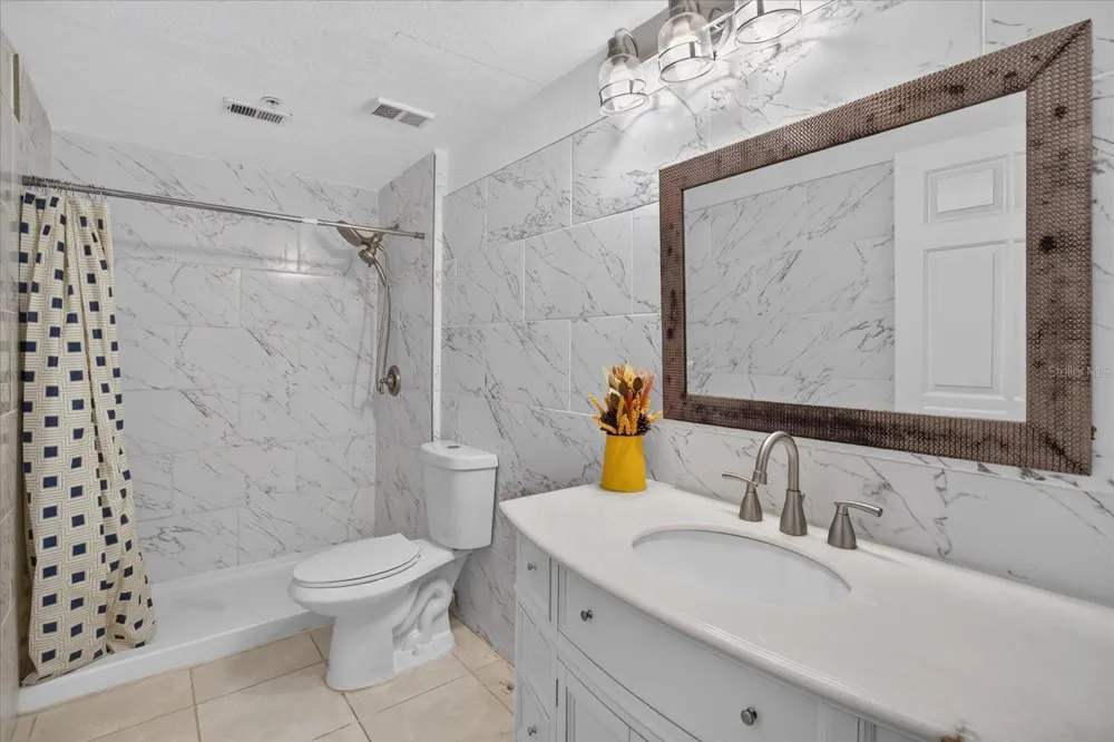 2612 ROBERT TRENT JONES DRIVE #711 Orlando, FL 32835