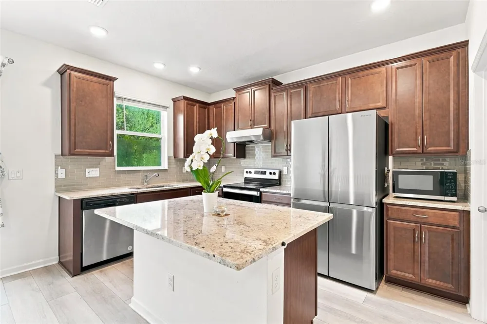 932 SPRING PALMS LOOP Orlando, FL 32828