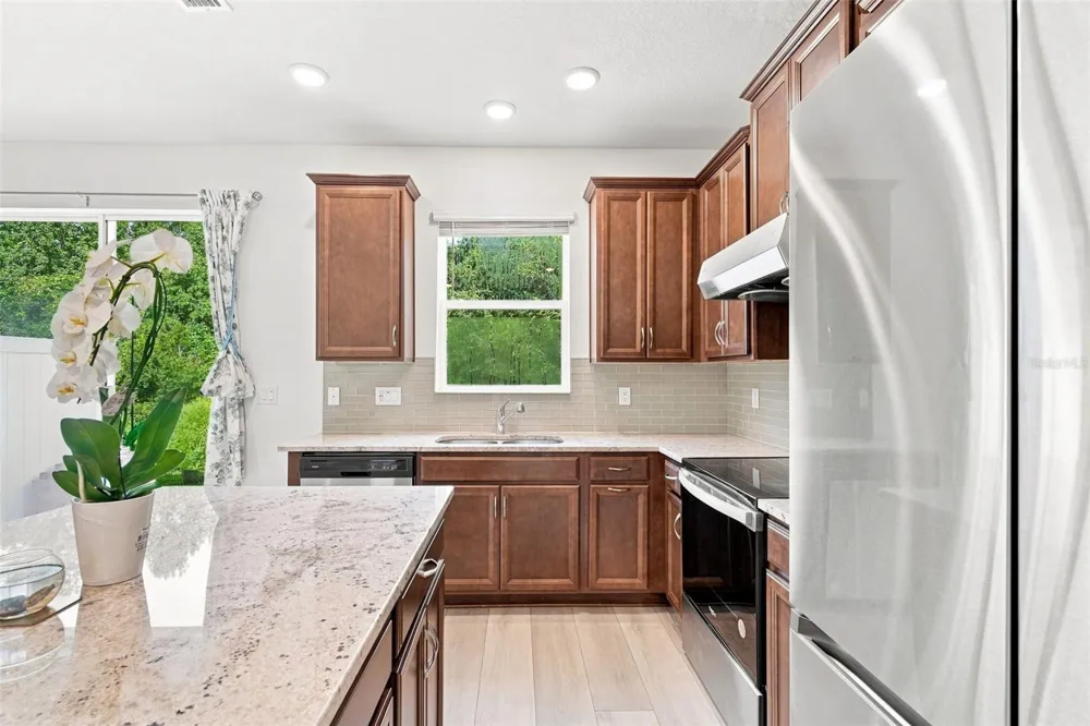 932 SPRING PALMS LOOP Orlando, FL 32828
