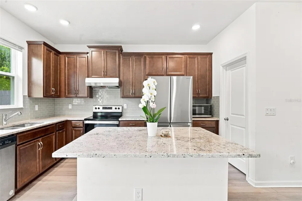 932 SPRING PALMS LOOP Orlando, FL 32828