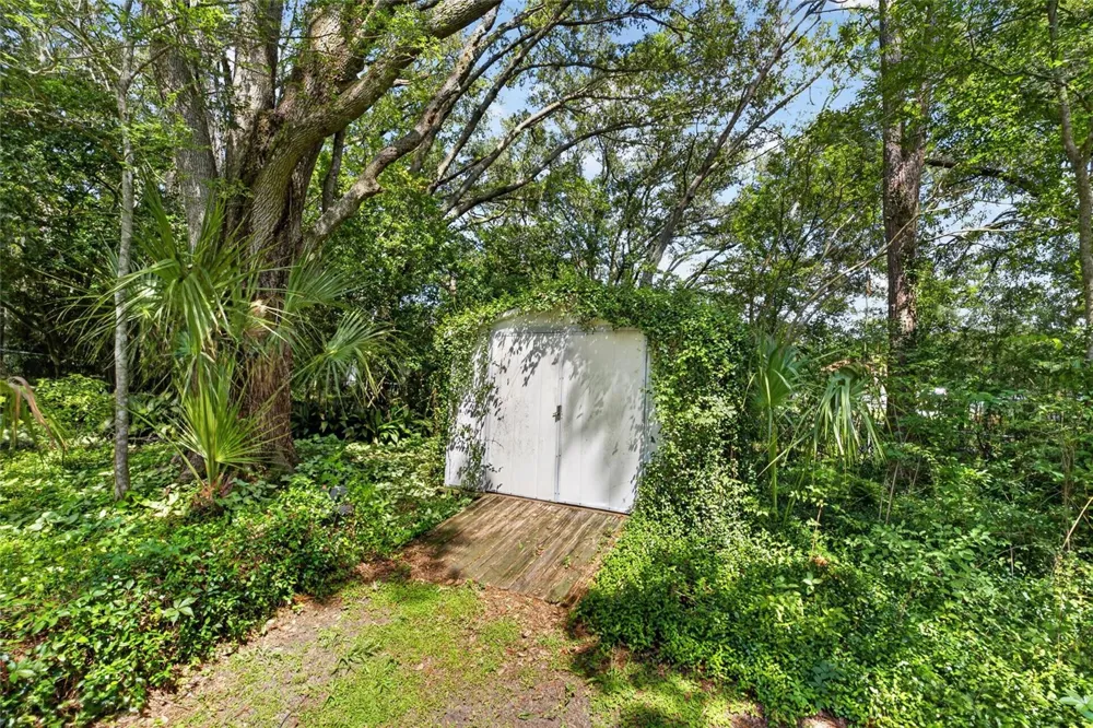 325 NW 80TH BOULEVARD Gainesville, FL 32607