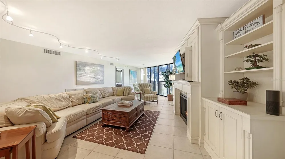 5880 MIDNIGHT PASS ROAD #307 Sarasota, FL 34242