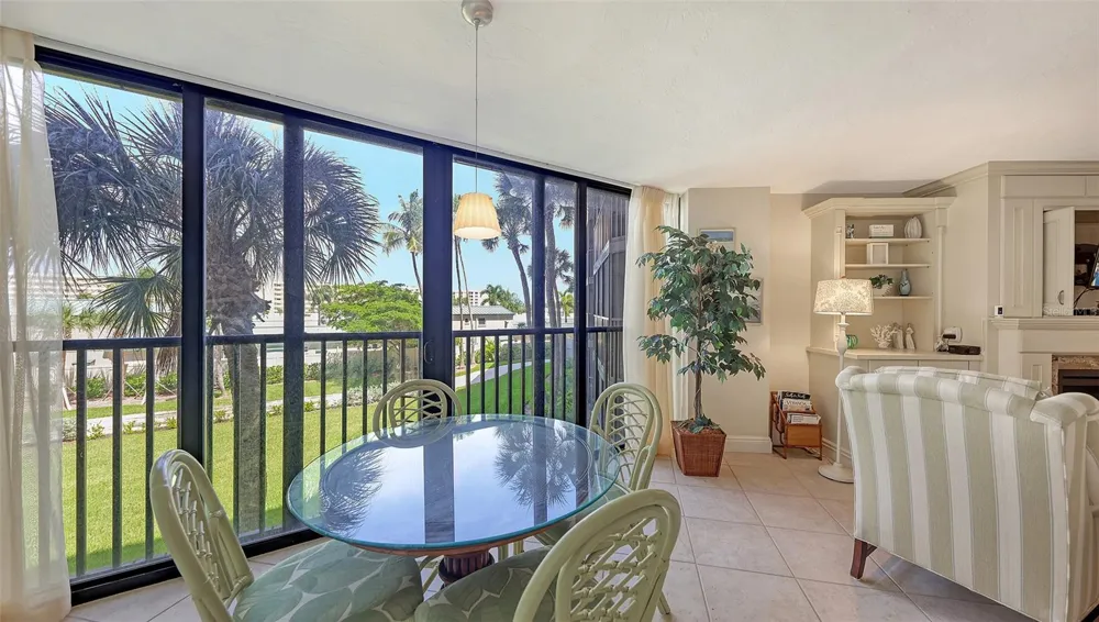 5880 MIDNIGHT PASS ROAD #307 Sarasota, FL 34242