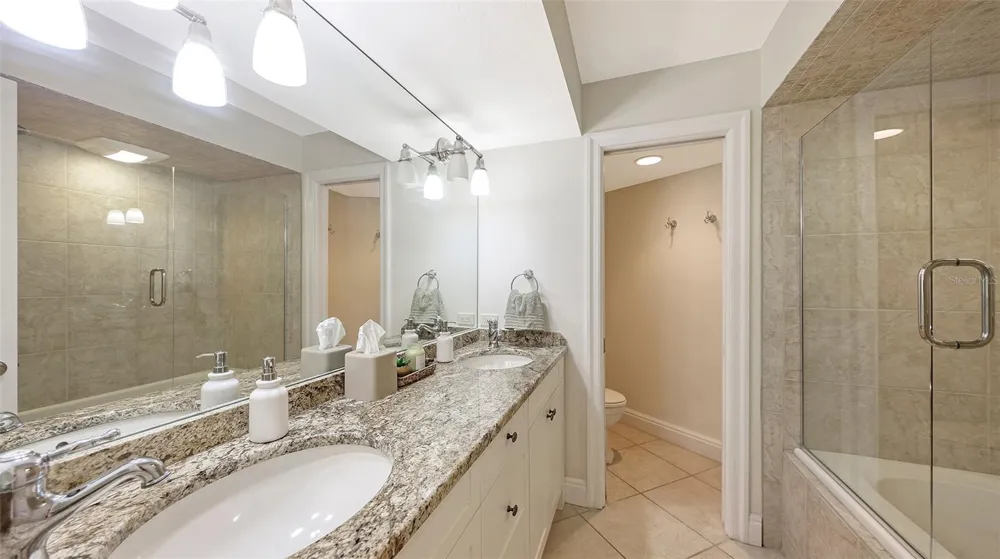 5880 MIDNIGHT PASS ROAD #307 Sarasota, FL 34242
