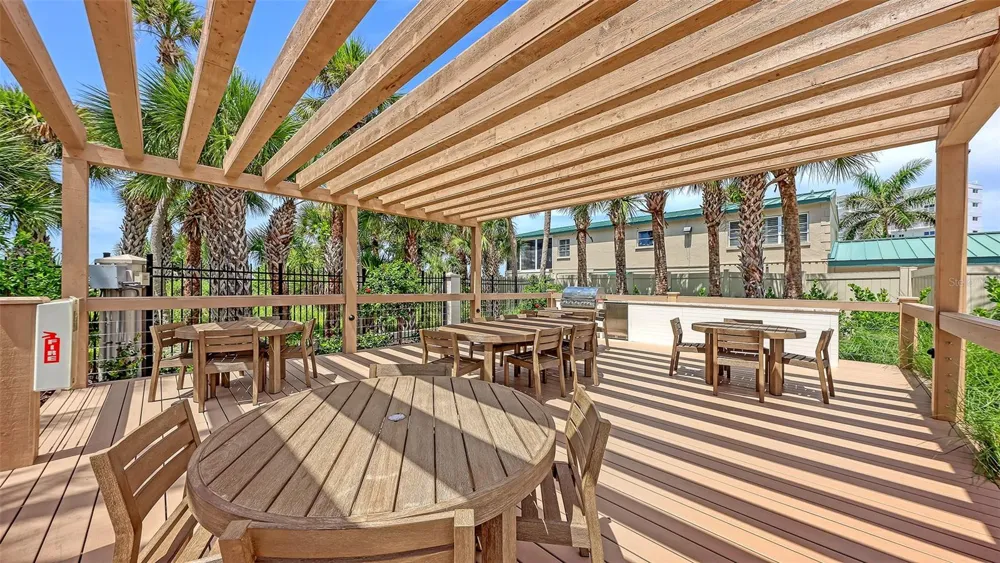 5880 MIDNIGHT PASS ROAD #307 Sarasota, FL 34242