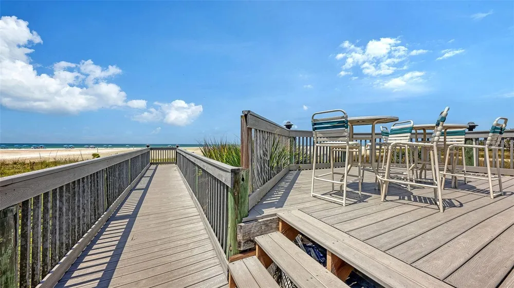 5880 MIDNIGHT PASS ROAD #307 Sarasota, FL 34242