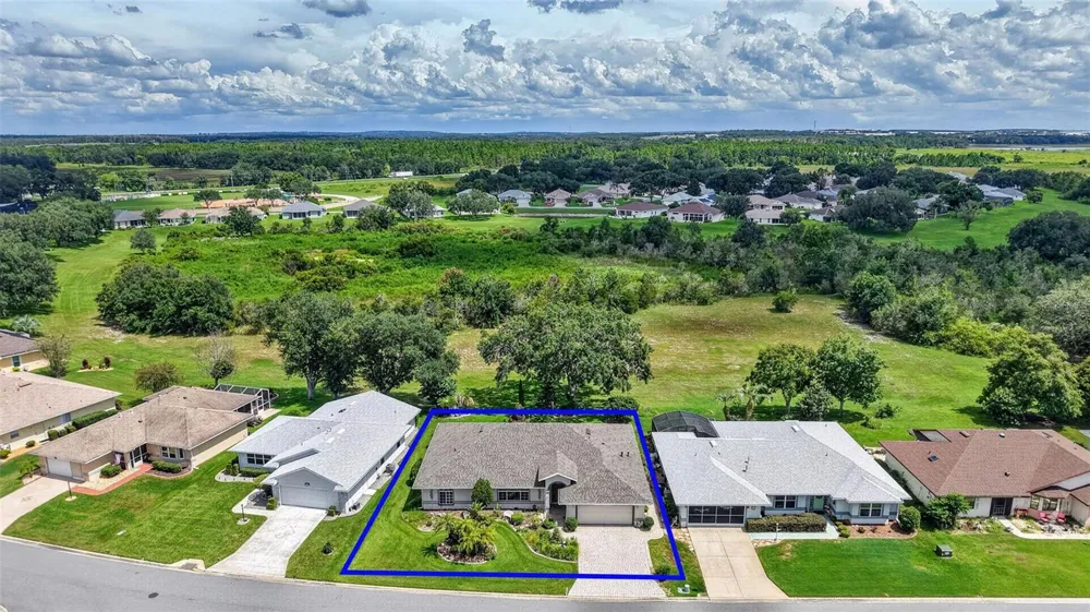 21526 KING HENRY AVENUE Leesburg, FL 34748