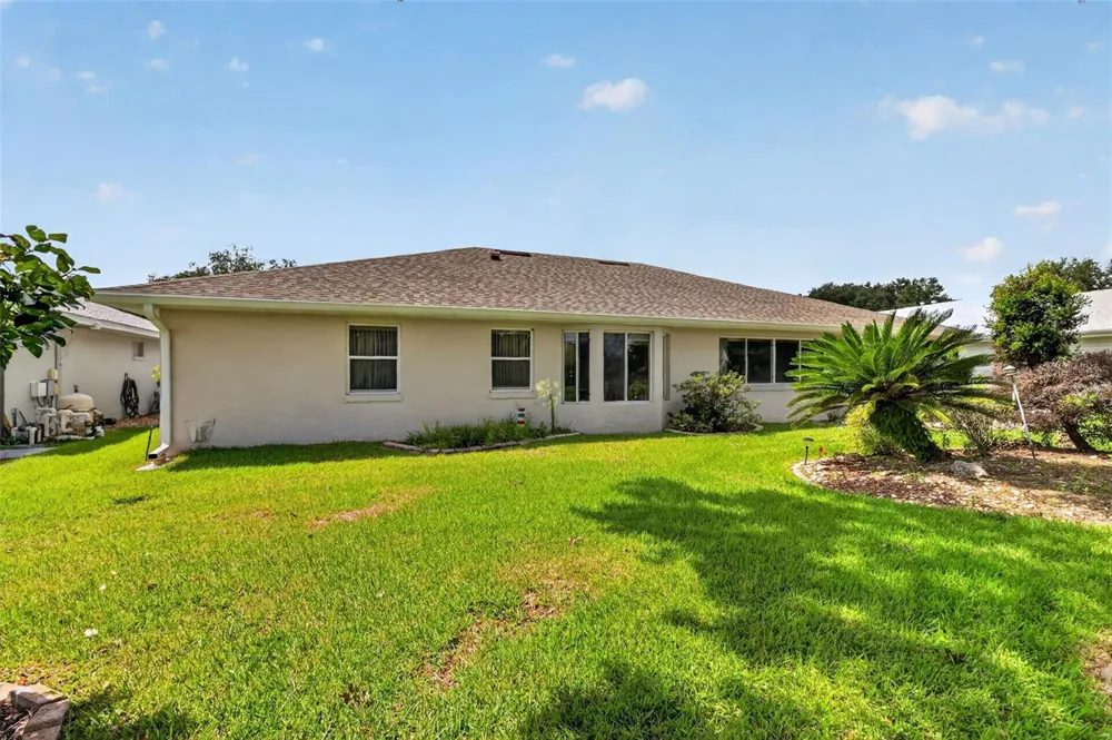 21526 KING HENRY AVENUE Leesburg, FL 34748