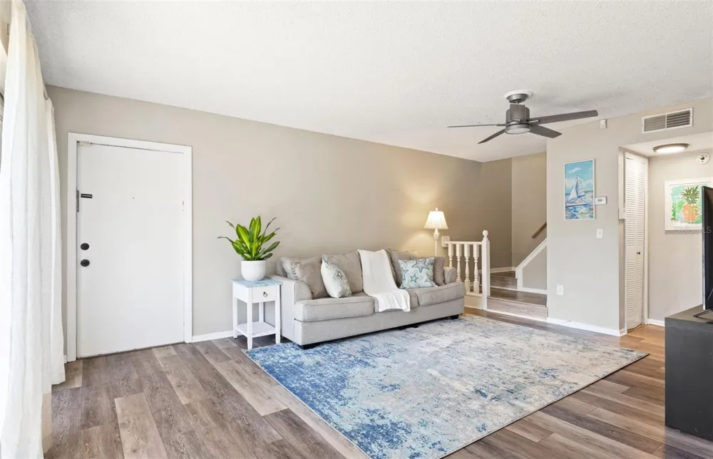 6305 MORNINGMIST COURT #6305 Temple Terrace, FL 33617