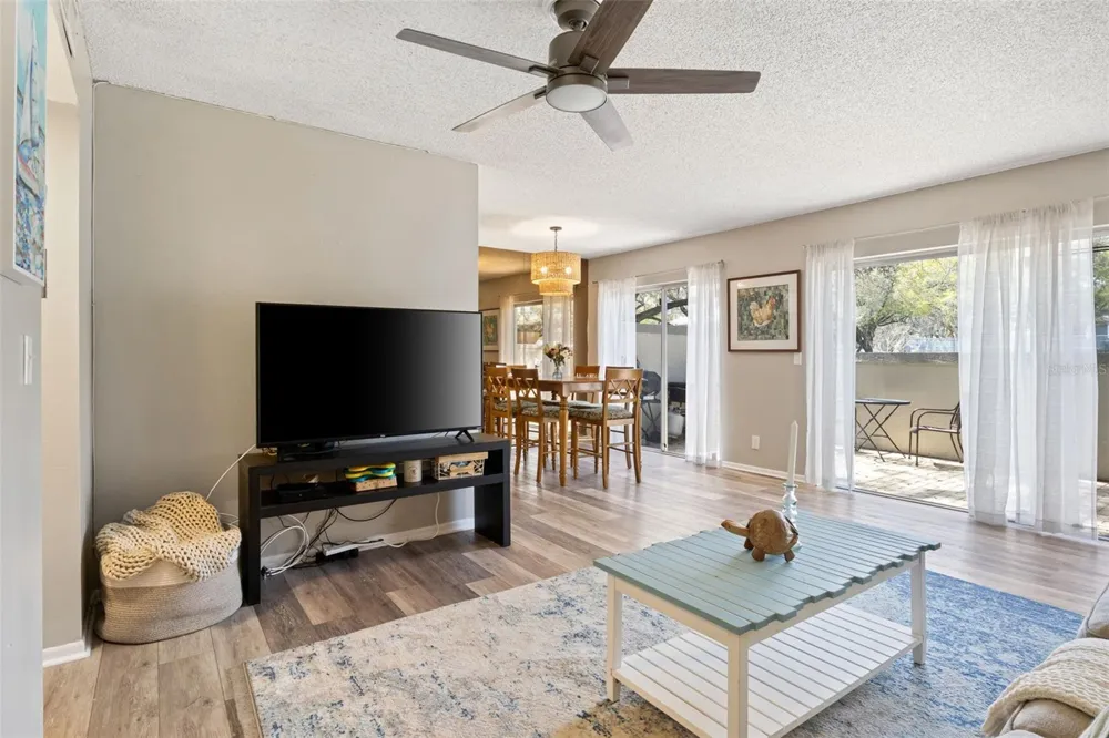 6305 MORNINGMIST COURT #6305 Temple Terrace, FL 33617
