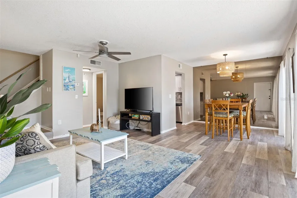 6305 MORNINGMIST COURT #6305 Temple Terrace, FL 33617