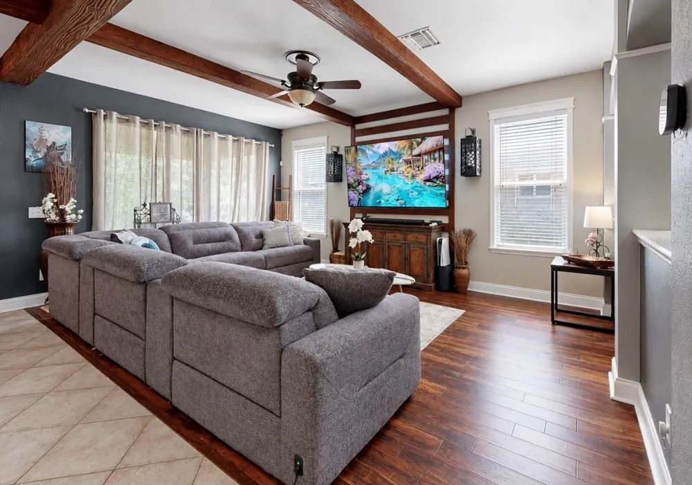 4346 WATERVILLE AVENUE Wesley Chapel, FL 33543