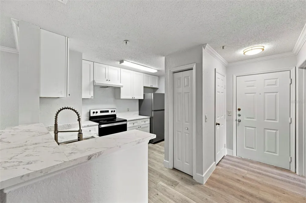 18001 RICHMOND PLACE DRIVE #136 Tampa, FL 33647