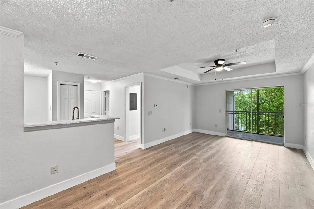 18001 RICHMOND PLACE DRIVE #136 Tampa, FL 33647