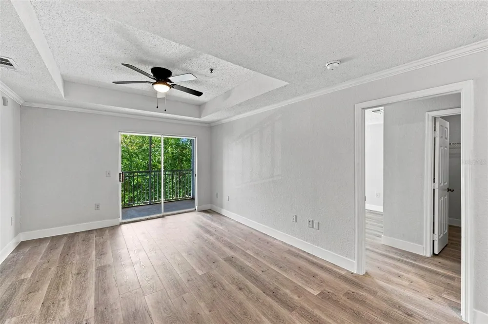 18001 RICHMOND PLACE DRIVE #136 Tampa, FL 33647