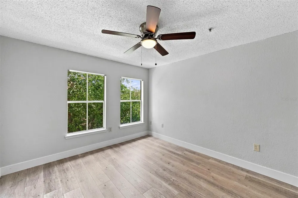 18001 RICHMOND PLACE DRIVE #136 Tampa, FL 33647