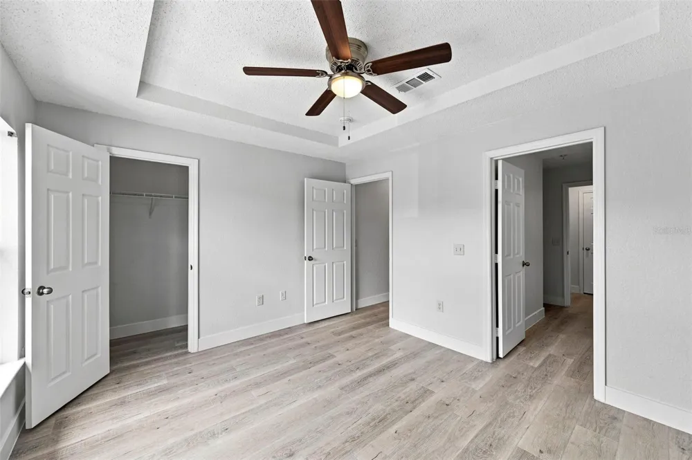 18001 RICHMOND PLACE DRIVE #136 Tampa, FL 33647