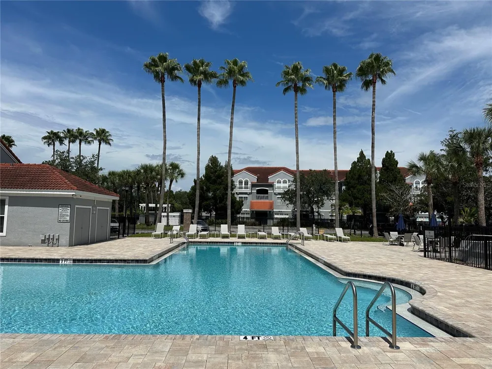18001 RICHMOND PLACE DRIVE #136 Tampa, FL 33647