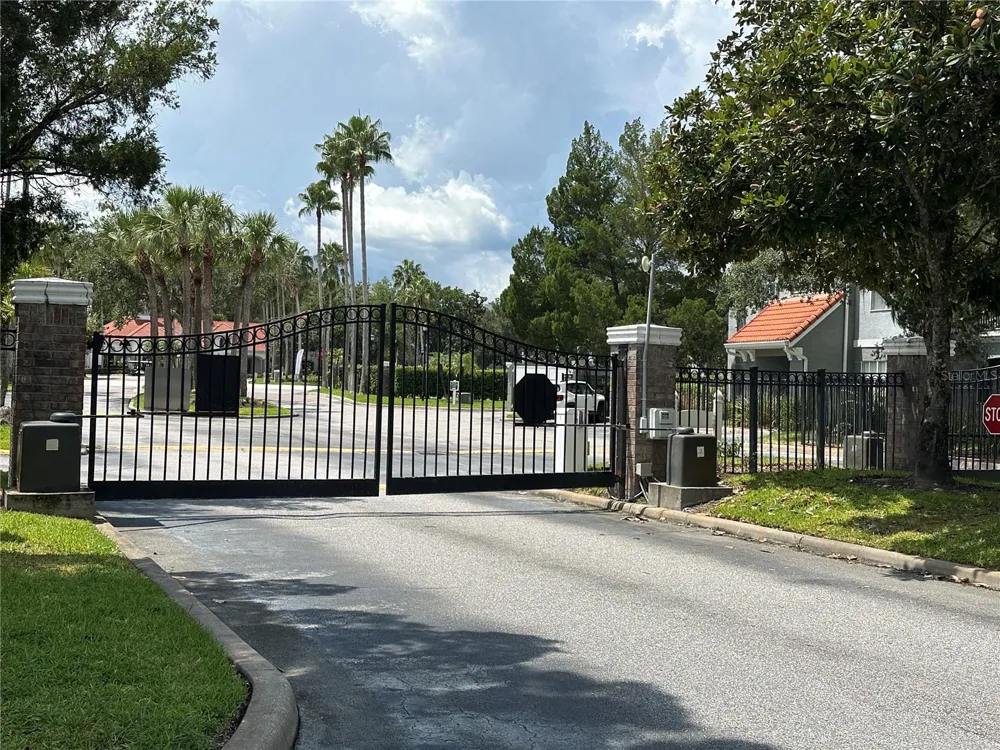 18001 RICHMOND PLACE DRIVE #136 Tampa, FL 33647