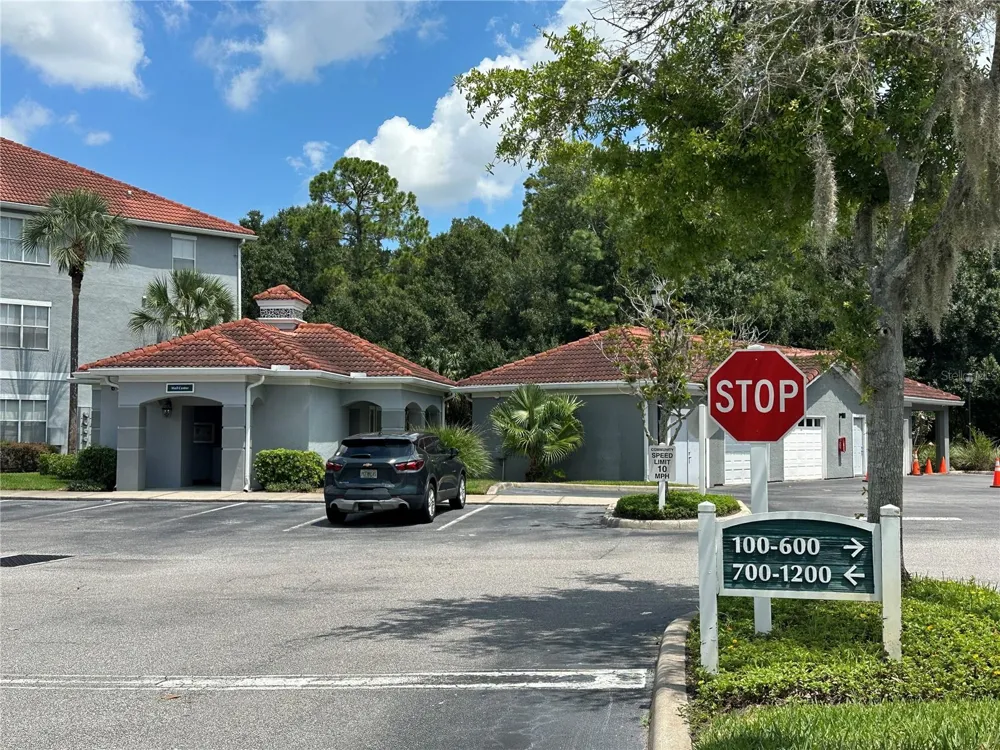 18001 RICHMOND PLACE DRIVE #136 Tampa, FL 33647