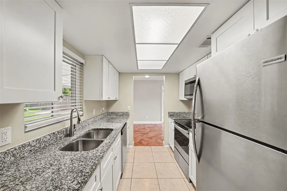 7925 SEGOVIA STREET Orlando, FL 32822