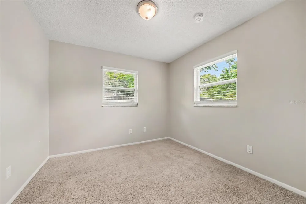 7925 SEGOVIA STREET Orlando, FL 32822