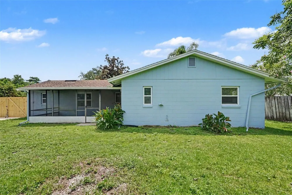 7925 SEGOVIA STREET Orlando, FL 32822