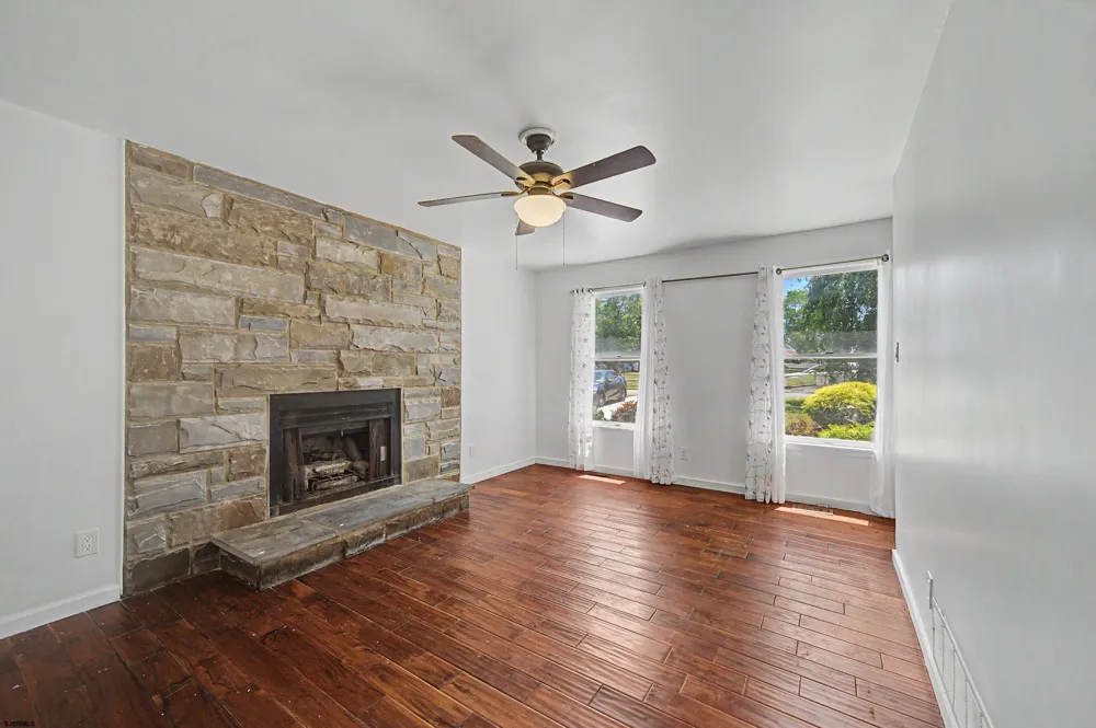 440 S Camelback Dr Galloway Township, NJ 08205