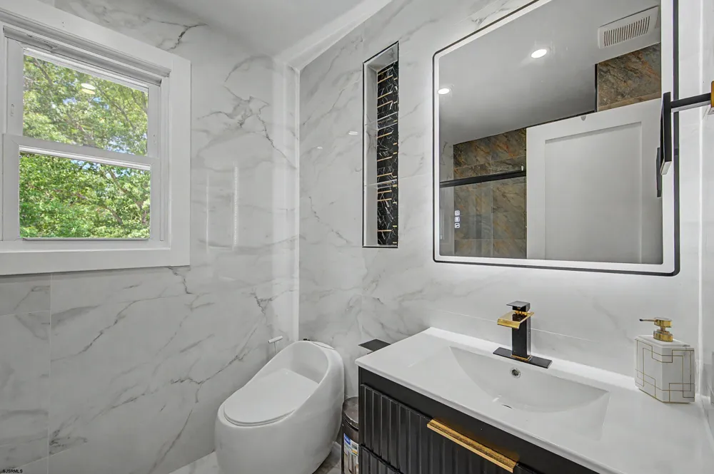 440 S Camelback Dr Galloway Township, NJ 08205