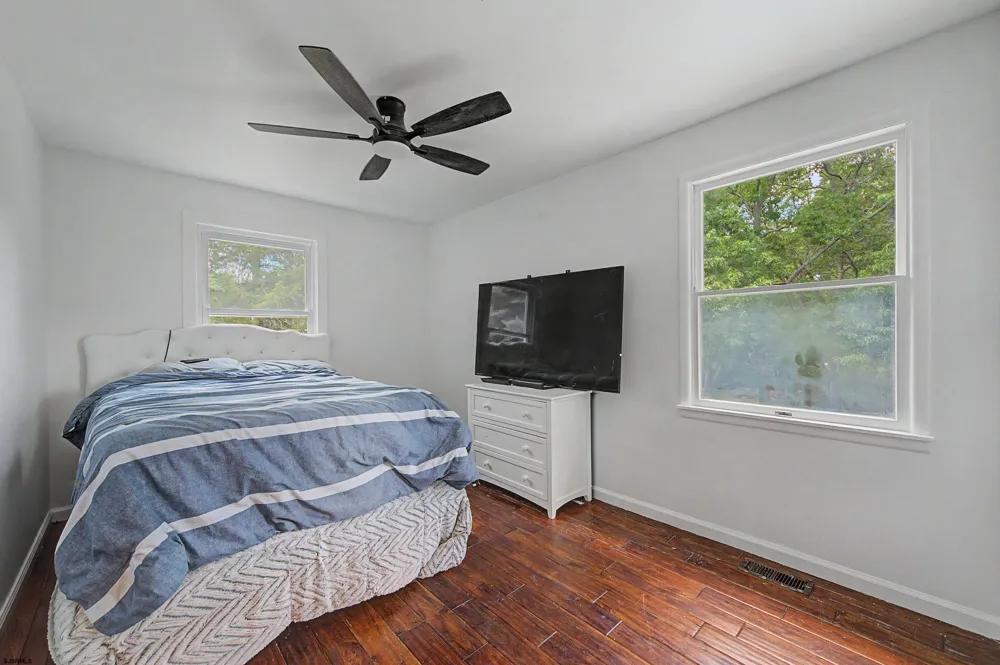 440 S Camelback Dr Galloway Township, NJ 08205