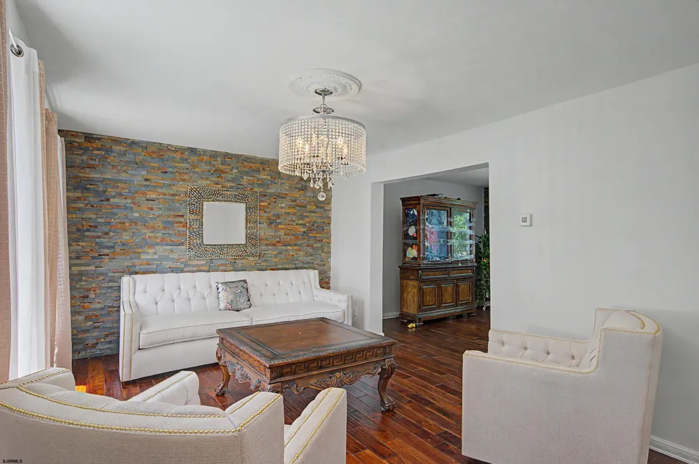 440 S Camelback Dr Galloway Township, NJ 08205