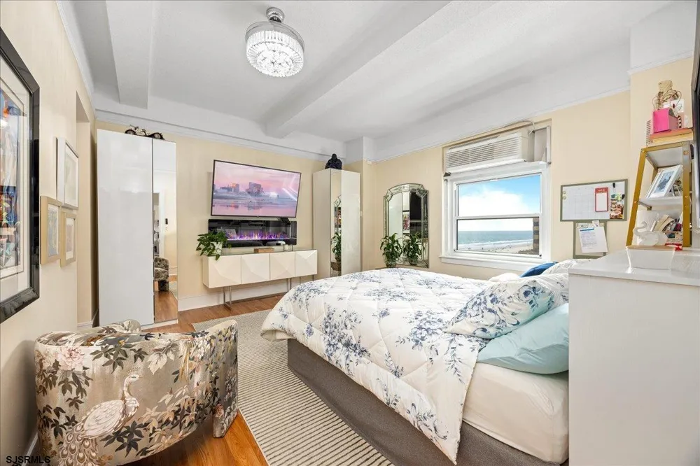 2721 Boardwalk Atlantic City, NJ 08401