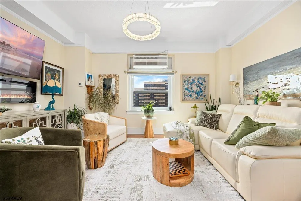 2721 Boardwalk Atlantic City, NJ 08401