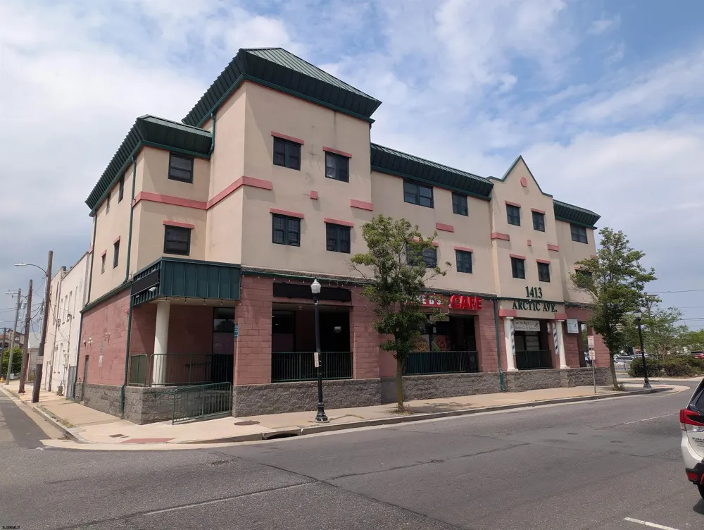 1413 Arctic Ave Atlantic City, NJ 08401