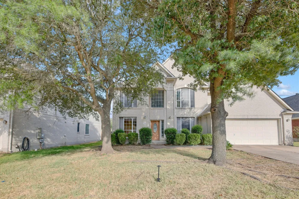 824 Broken Feather Trail Pflugerville, TX 78660