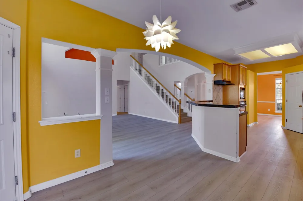 824 Broken Feather Trail Pflugerville, TX 78660