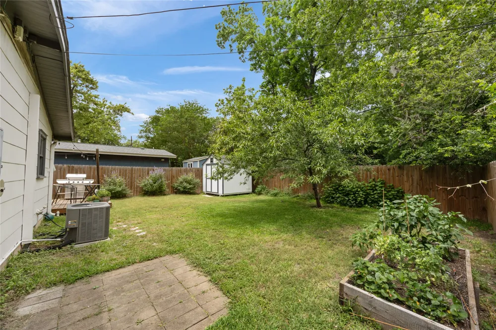 1106 Arcadia Avenue Austin, TX 78757
