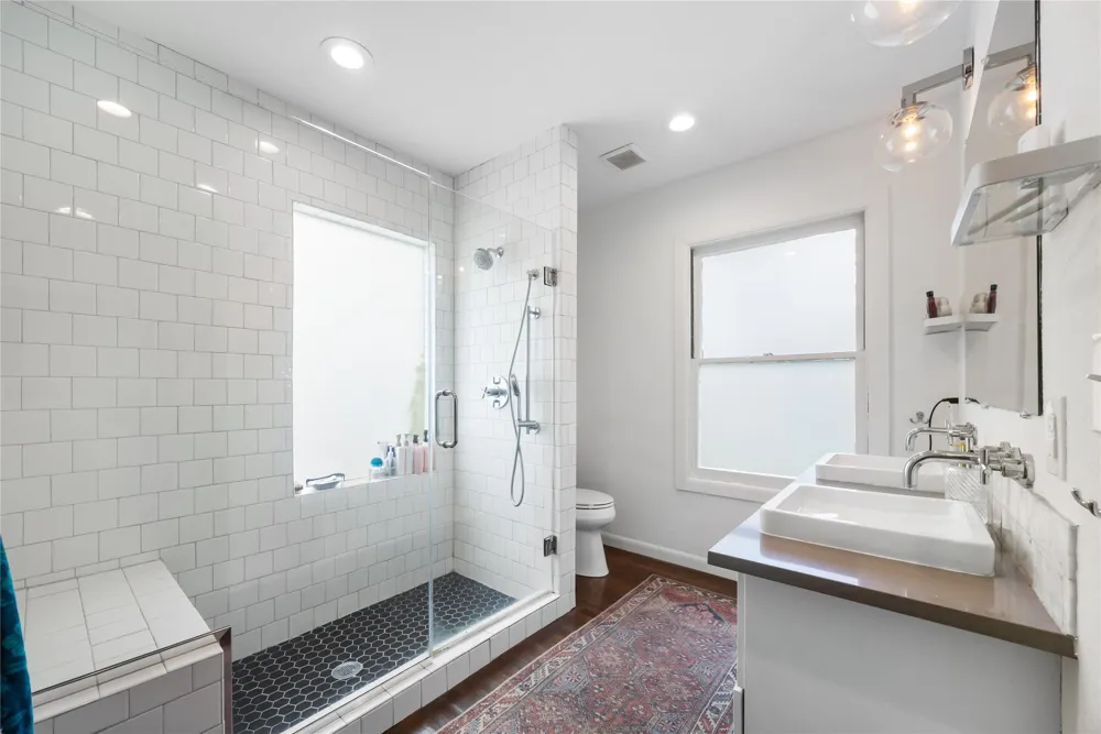1106 Arcadia Avenue Austin, TX 78757