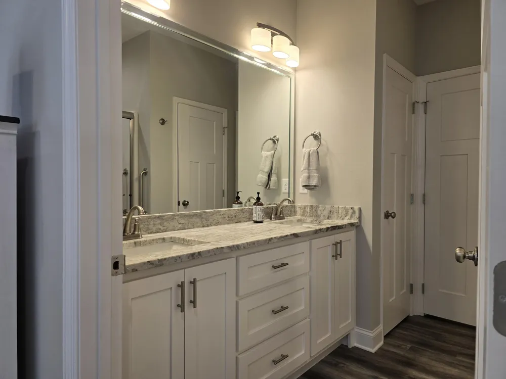 208 Clear Crk Drive Ringgold, GA 30736