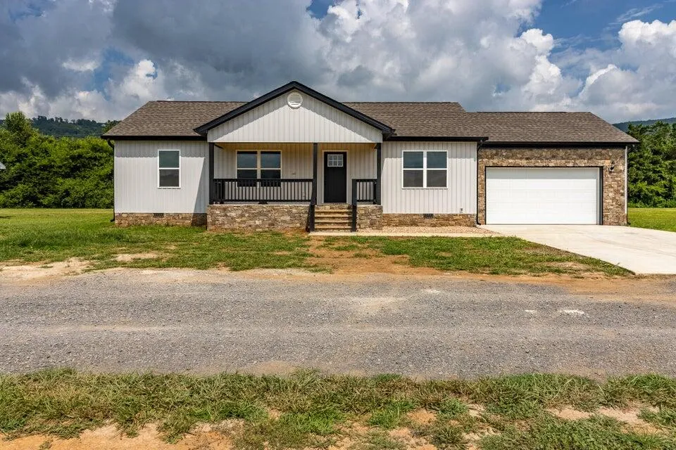 108 Galloway Airport Road Dunlap, TN 37327