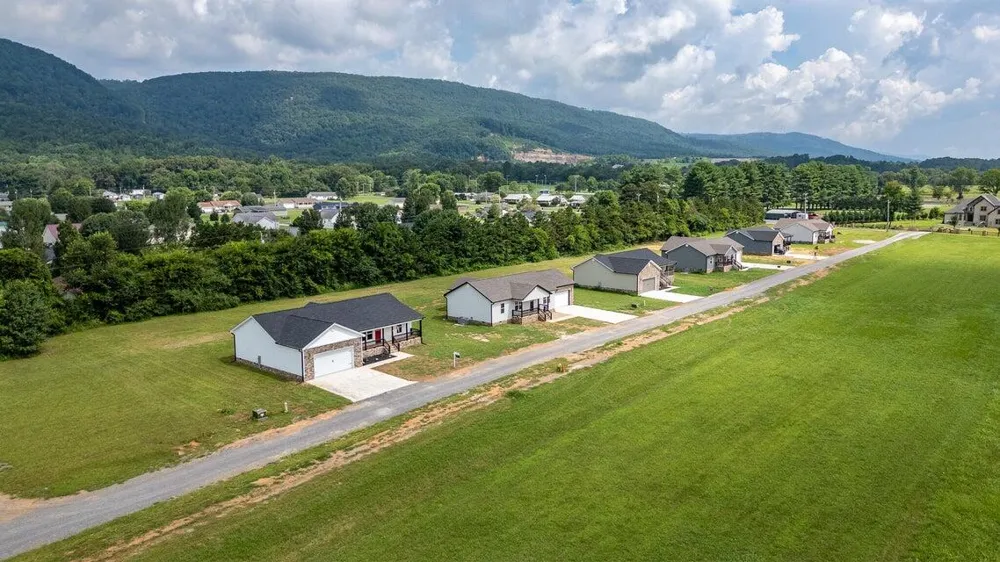 108 Galloway Airport Road Dunlap, TN 37327