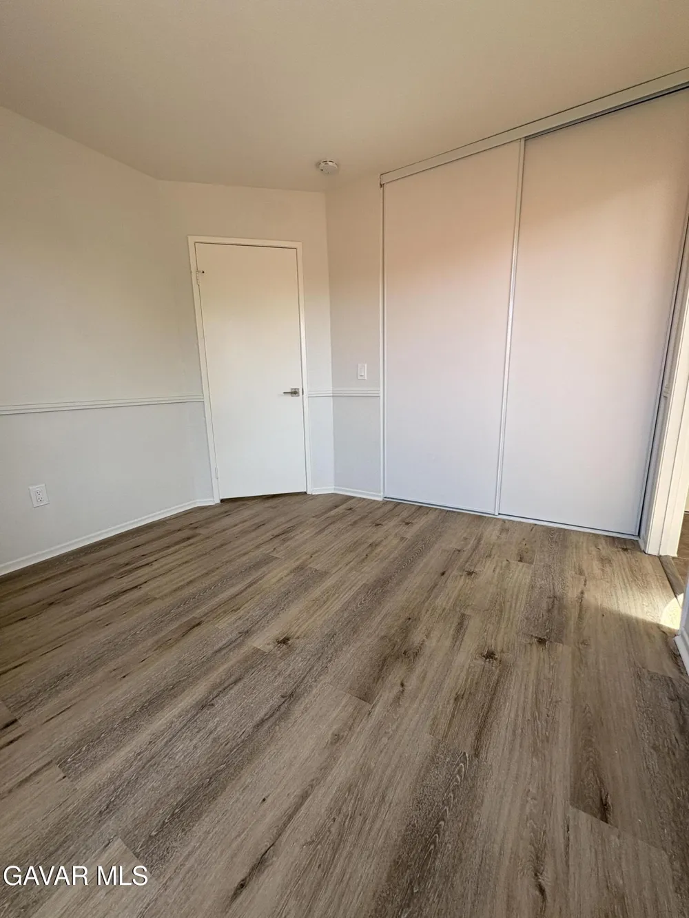 37557 E 42nd Street Palmdale, CA 93552