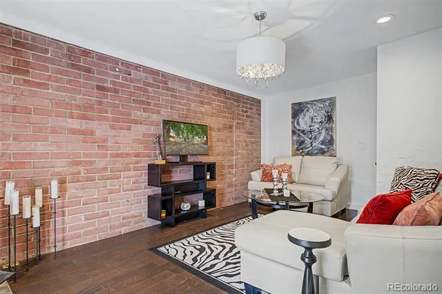 1140 S Wolff Street Denver, CO 80219