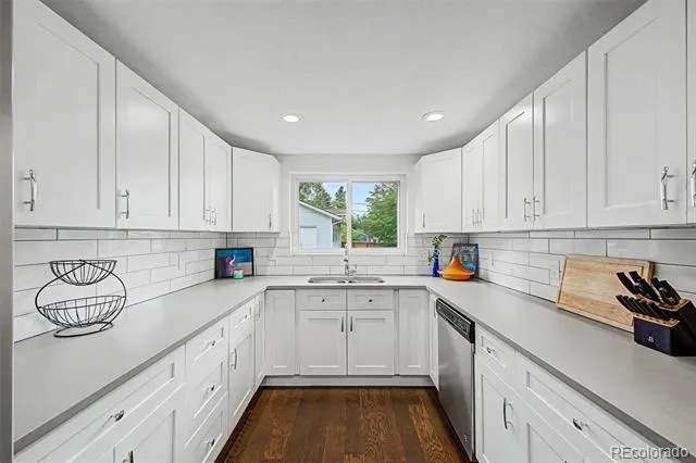 1140 S Wolff Street Denver, CO 80219