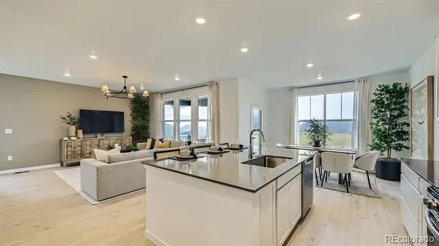 2056 Crested Lark Street Fort Collins, CO 80528