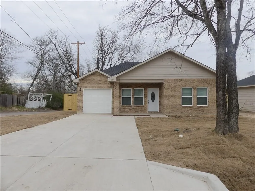 1122 Oneal Street Greenville, TX 75401