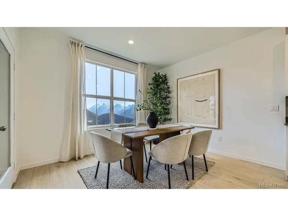 2056 Crested Lark Street Fort Collins, CO 80528